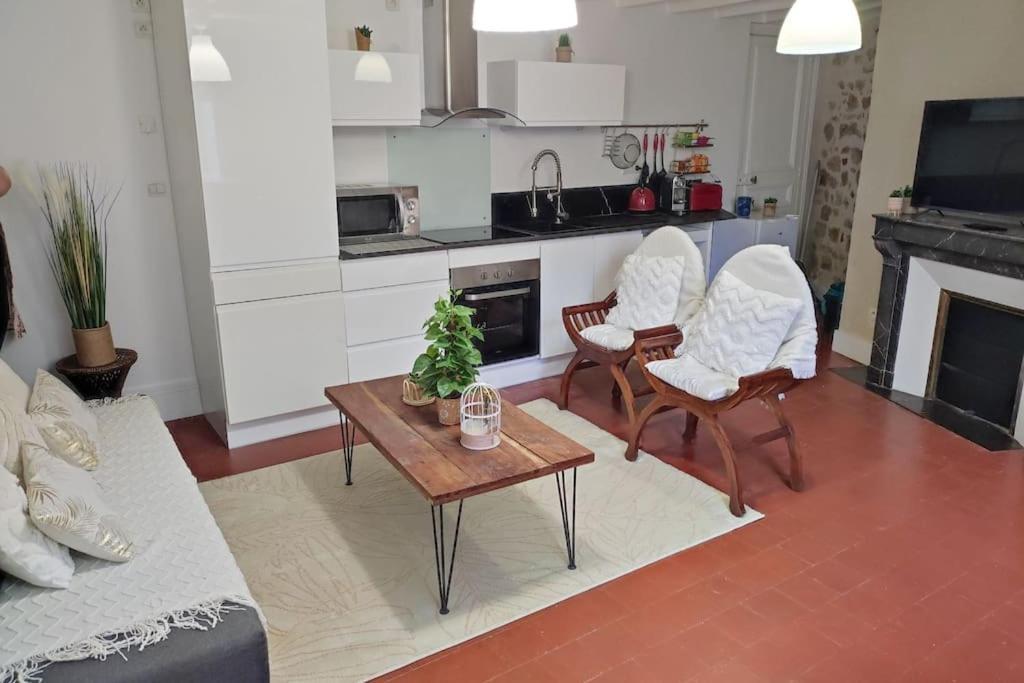 Charmant Duplex En Centre-Ville เลอม็องส์ ภายนอก รูปภาพ
